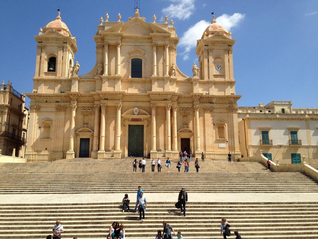 Agriturismoeloropizzuta Lido di Noto Esterno foto