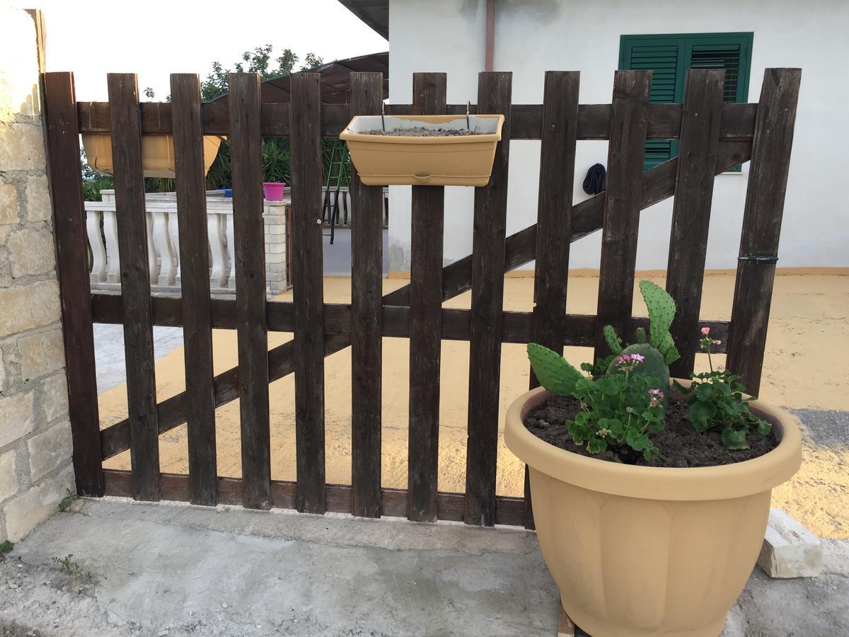 Agriturismoeloropizzuta Lido di Noto Esterno foto