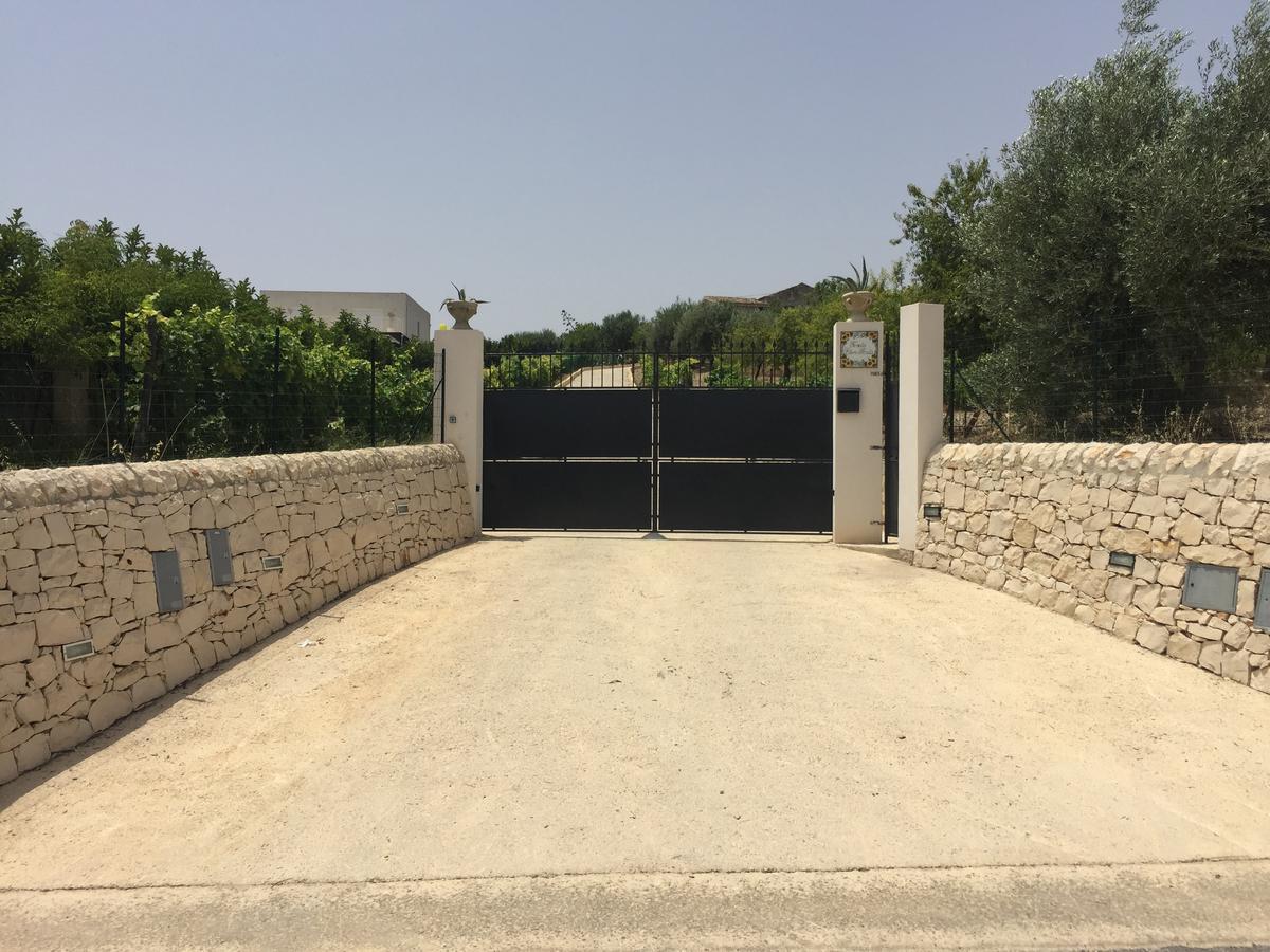 Agriturismoeloropizzuta Lido di Noto Esterno foto